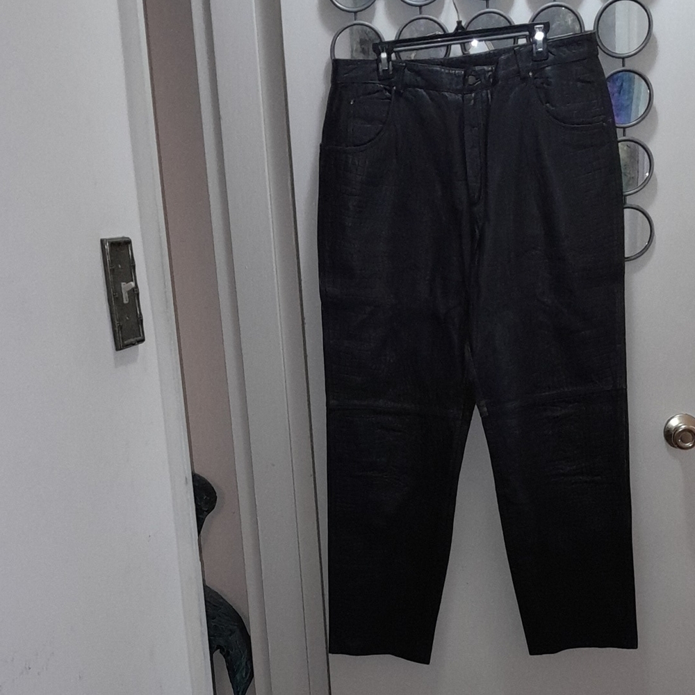 🌺WILSON'S GENUINE BROWN LEATHER CROC EMBOSSED Pants